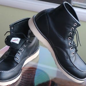 Black Red Wings Mens Boots